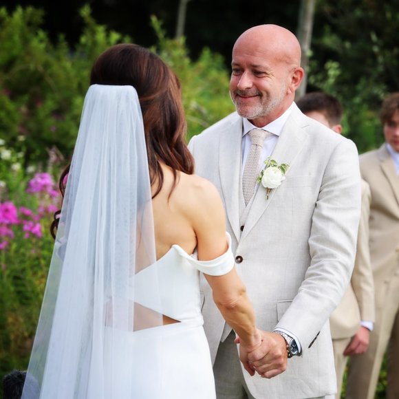 Alena Leena Bridal / Kerria Gown 2023 - Picture 2 of 4